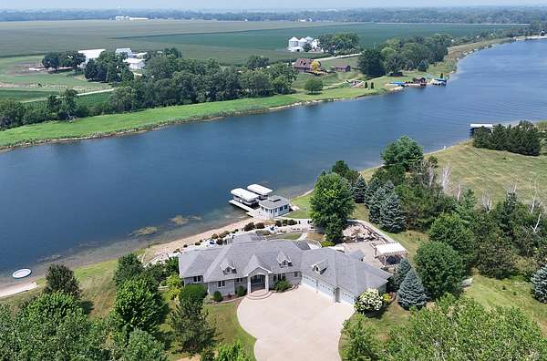 11.5 Acres of Recreational Land with Home for Sale in Gardner, Illinois