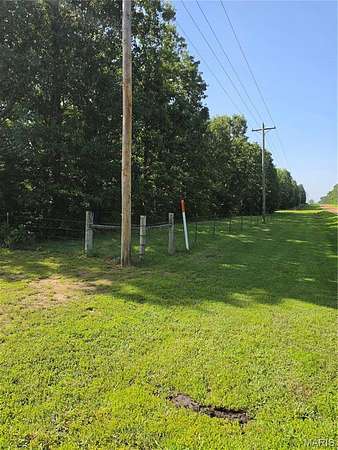 20 Acres of Recreational & Residential Land for Sale in Grovespring, Missouri