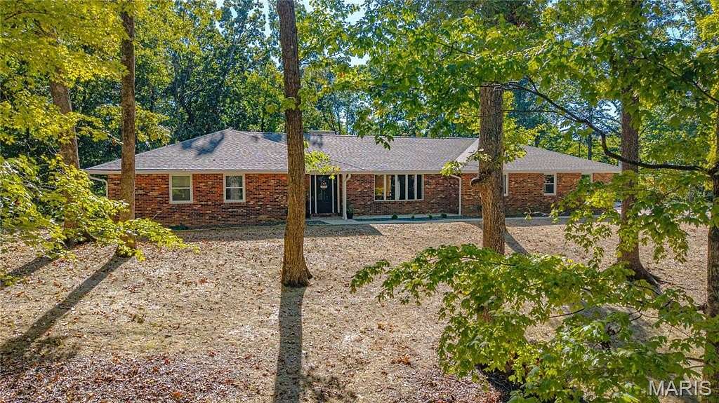 2.14 Acres of Land with Home for Sale in Cape Girardeau, Missouri