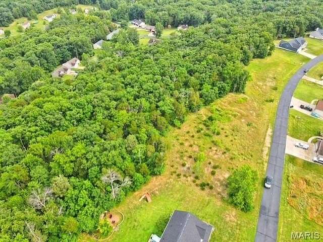 1.17 Acres of Residential Land for Sale in Cedar Hill, Missouri