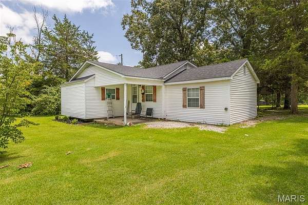 8.5 Acres of Land with Home for Sale in Doniphan, Missouri