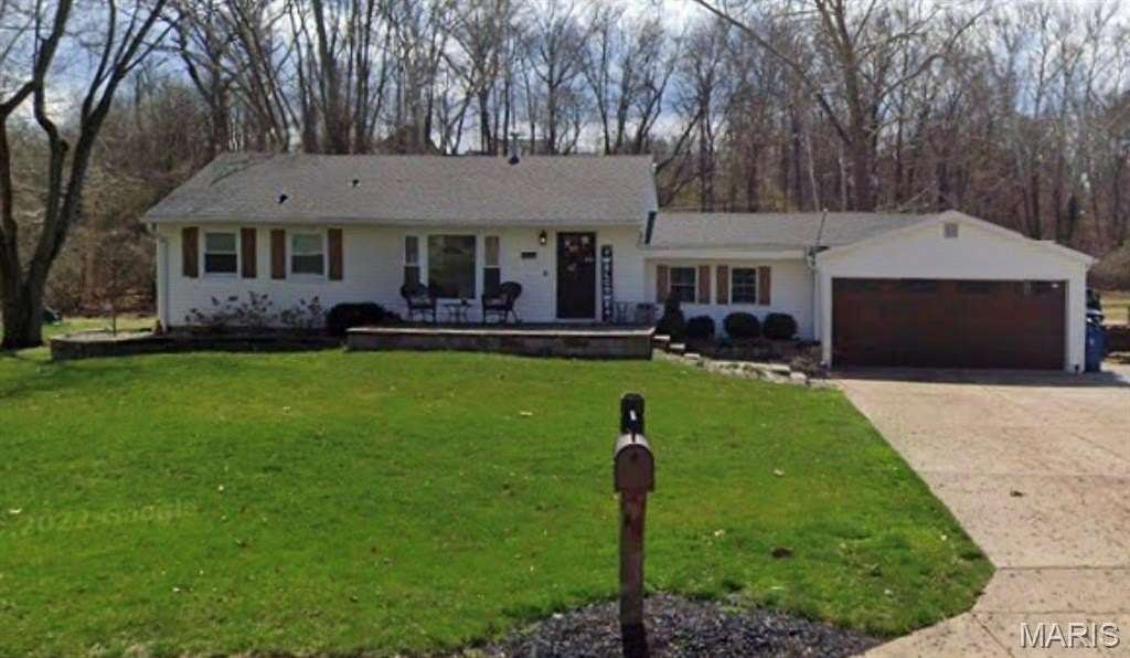 1.54 Acres of Land with Home for Sale in Ballwin, Missouri