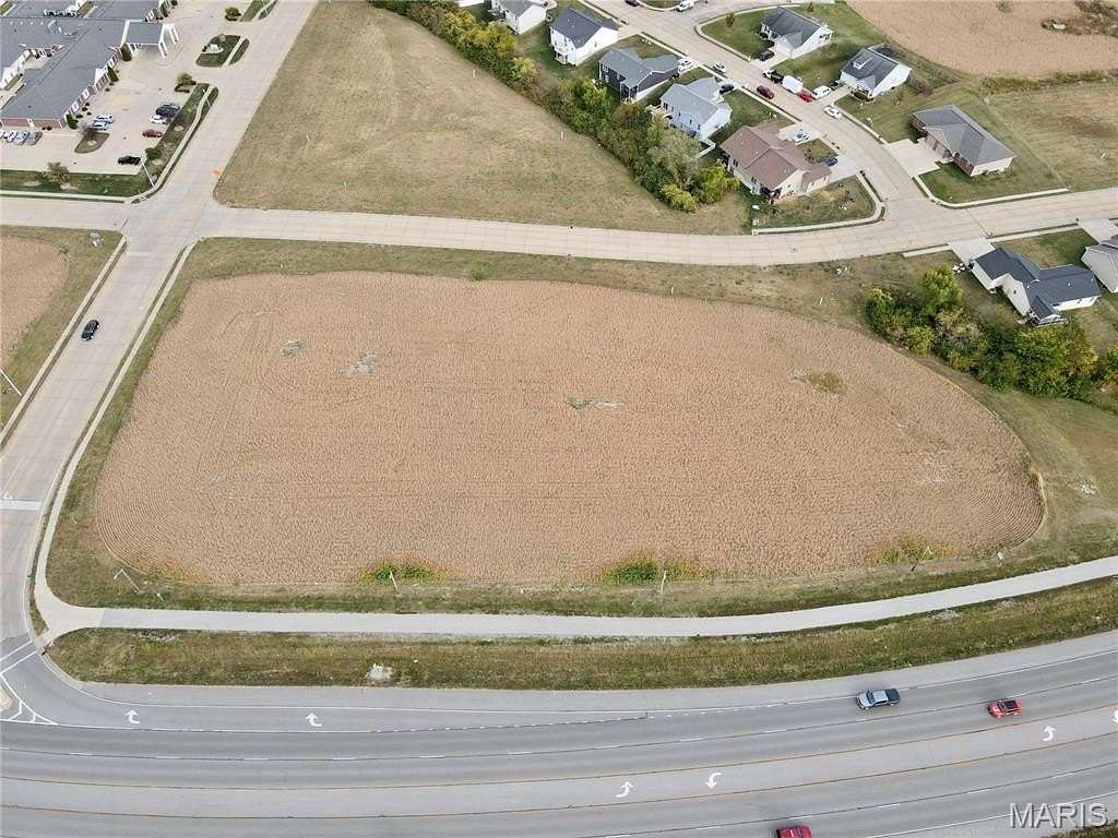 0.83 Acres of Commercial Land for Sale in Waterloo, Illinois