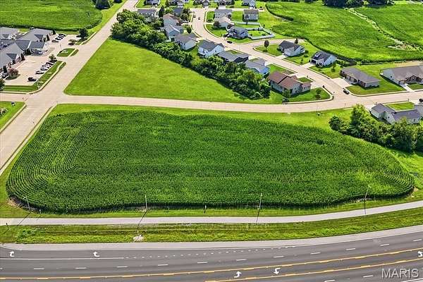0.83 Acres of Commercial Land for Sale in Waterloo, Illinois