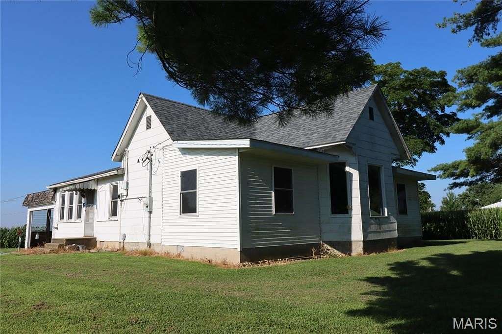 3.9 Acres of Land with Home for Sale in Smithboro, Illinois