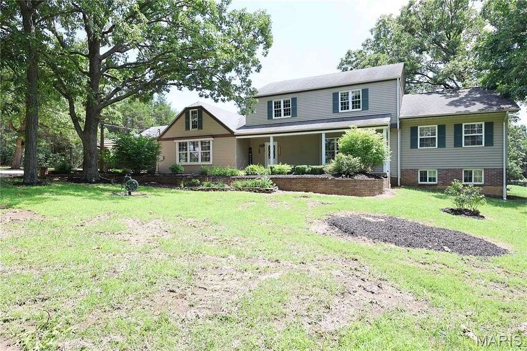 4.4 Acres of Land with Home for Sale in Park Hills, Missouri