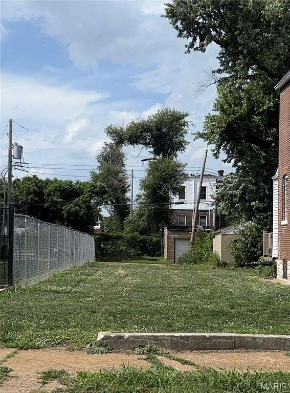 0.09 Acres of Residential Land for Sale in St. Louis, Missouri