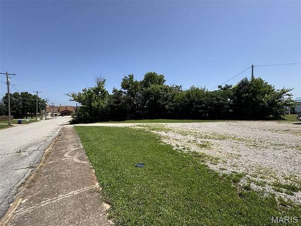 0.31 Acres of Commercial Land for Sale in Salem, Missouri