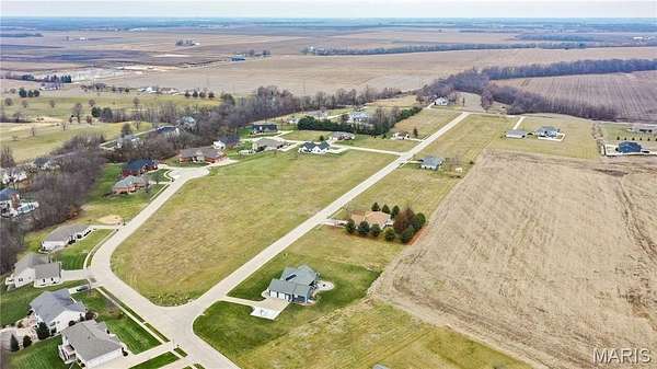 17.3 Acres of Land for Sale in Jerseyville, Illinois