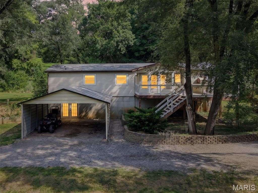 5.36 Acres of Land with Home for Sale in Millstadt, Illinois