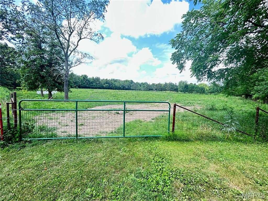 11.8 Acres of Land for Sale in Licking, Missouri
