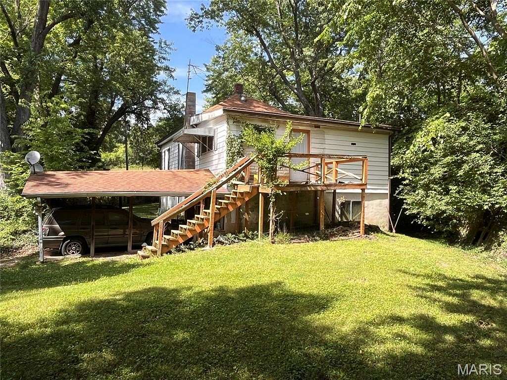 3.16 Acres of Land with Home for Sale in Collinsville, Illinois