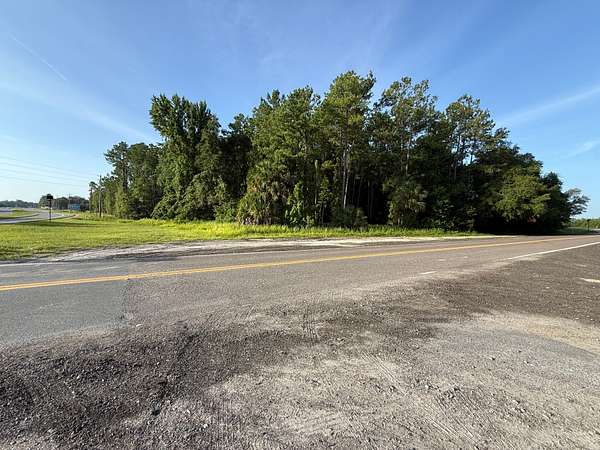 6.68 Acres of Commercial Land for Sale in Hilliard, Florida