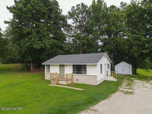 4.2 Acres of Land with Home for Sale in Huron, Tennessee