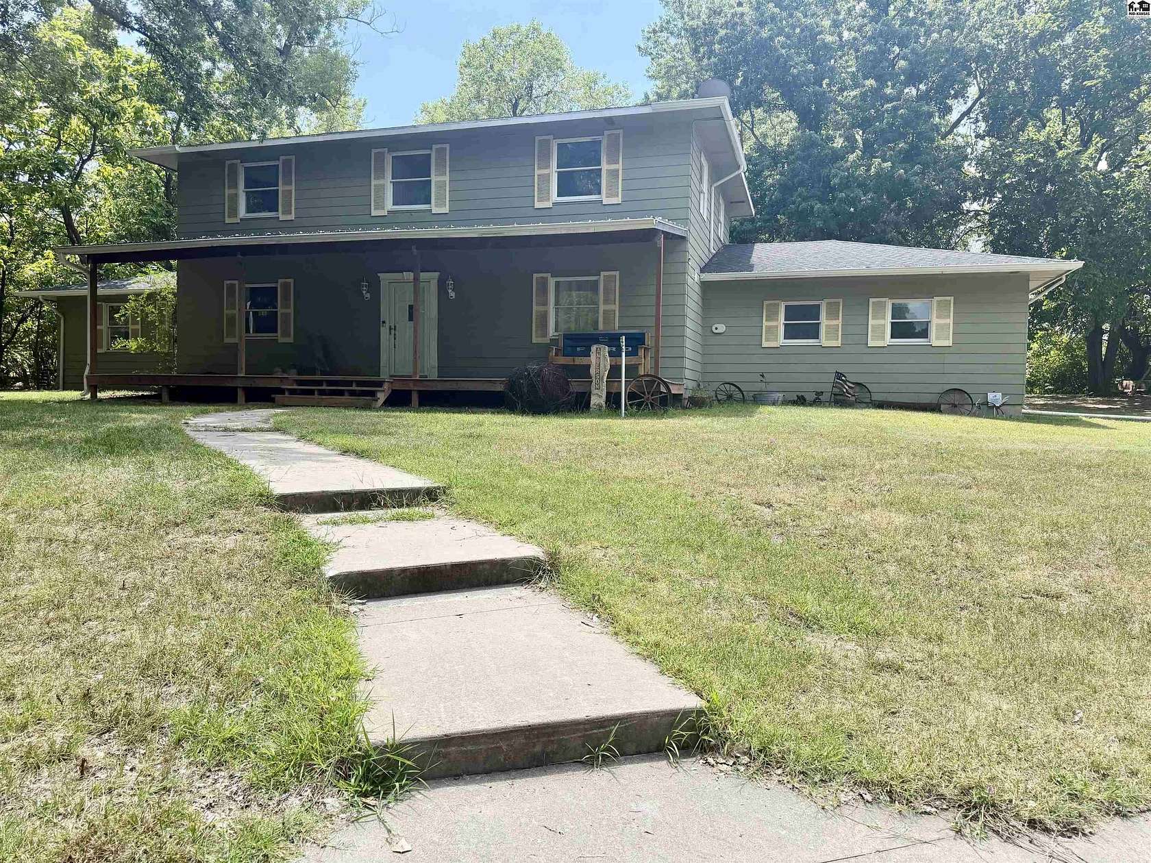 8.48 Acres of Land with Home for Sale in Hutchinson, Kansas