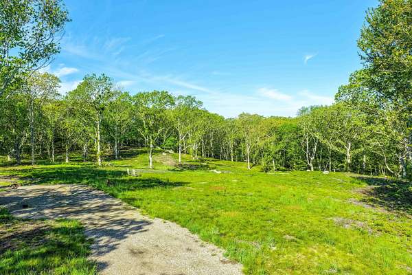 7.6 Acres of Residential Land for Sale in Chilmark, Massachusetts