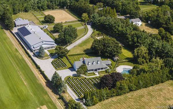 6.27 Acres of Land with Home for Sale in Jamesport, New York