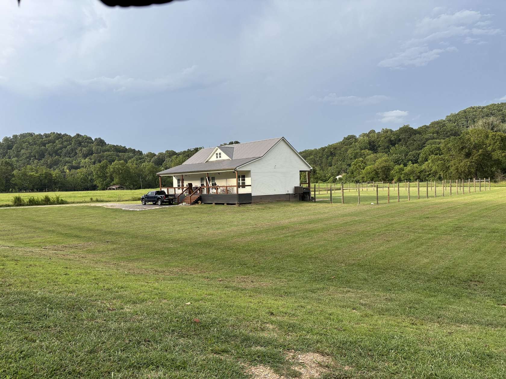 3.16 Acres of Land with Home for Sale in Hendersonville, Tennessee