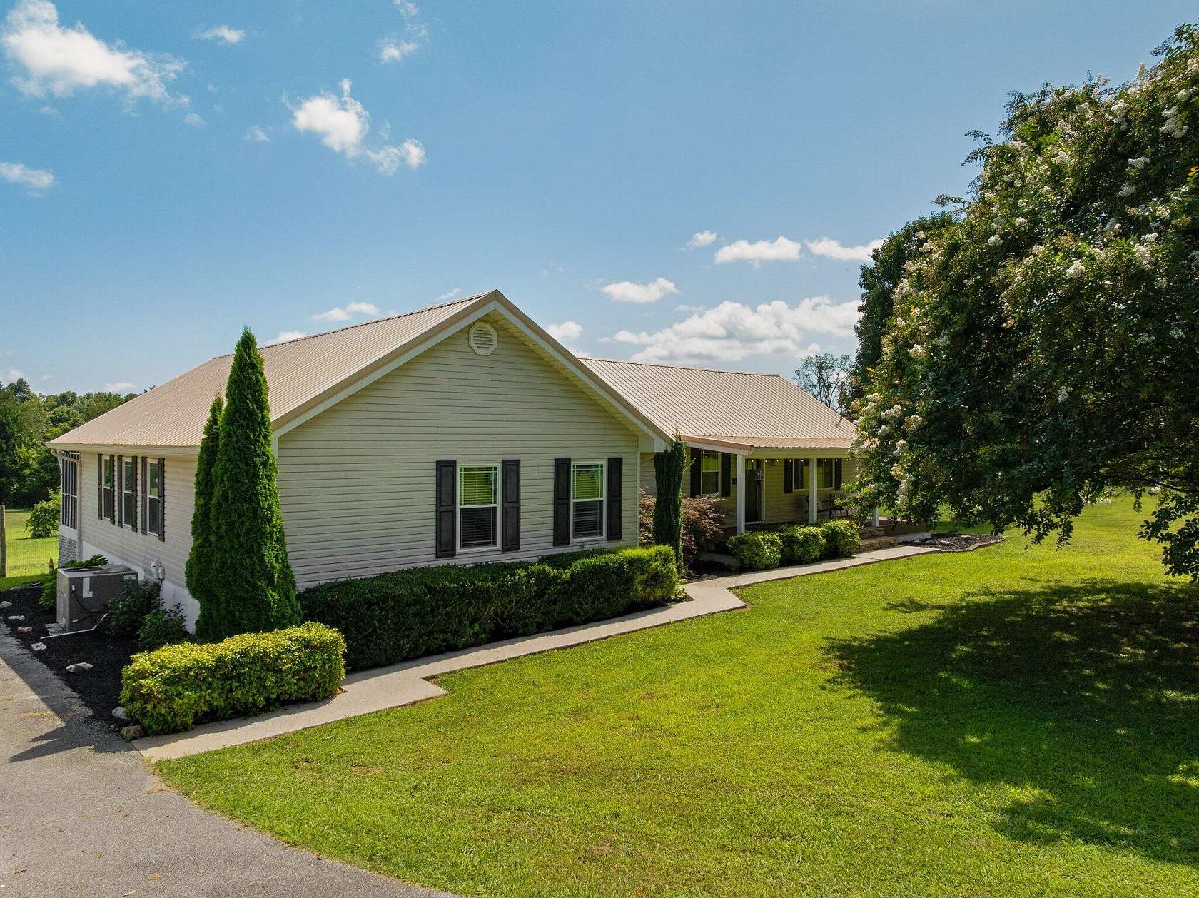 5 Acres of Land with Home for Sale in Chickamauga, Georgia