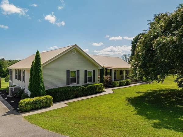 5 Acres of Land with Home for Sale in Chickamauga, Georgia
