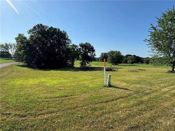 0.82 Acres of Residential Land for Sale in Gallatin, Missouri