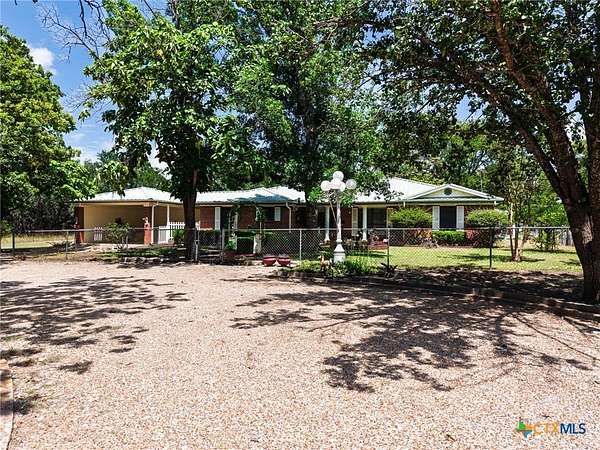 3.35 Acres of Land with Home for Sale in Gatesville, Texas