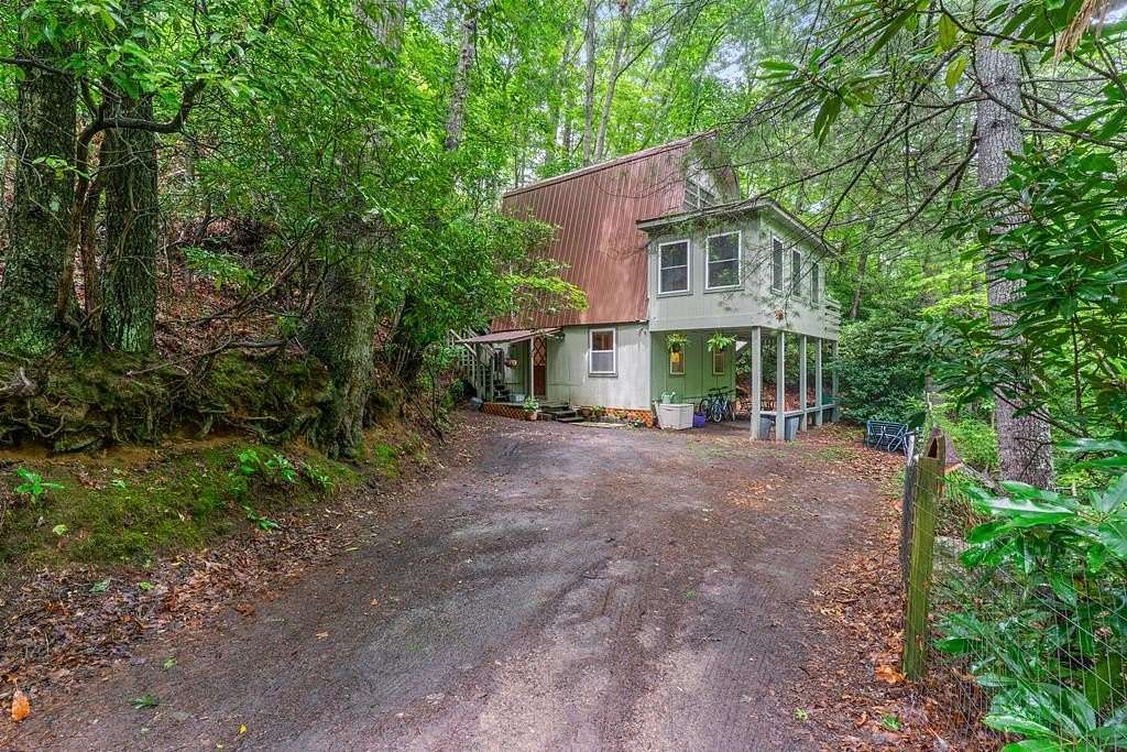 1.5 Acres of Land with Home for Sale in Franklin, North Carolina