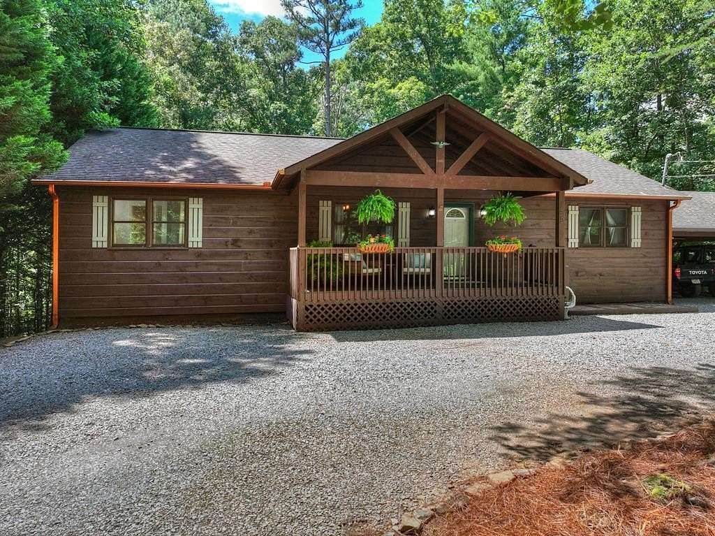1.52 Acres of Land with Home for Sale in Ellijay, Georgia