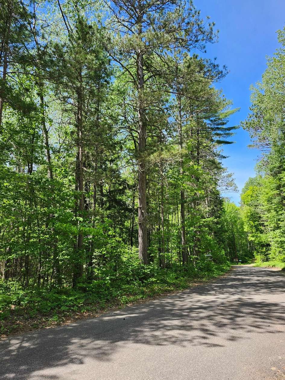 8 Acres of Residential Land for Sale in Lac du Flambeau, Wisconsin
