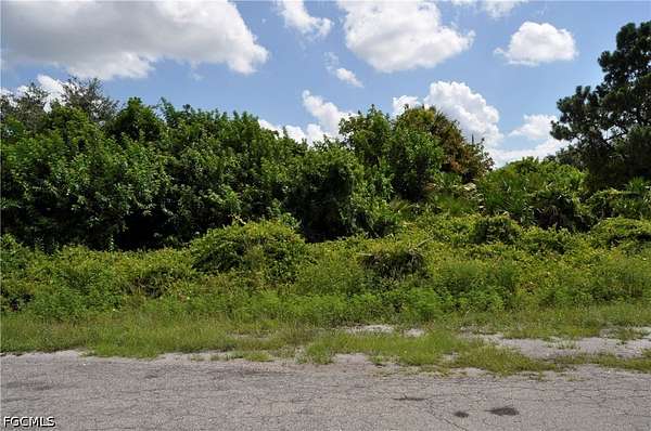 0.25 Acres of Residential Land for Sale in Fort Myers, Florida