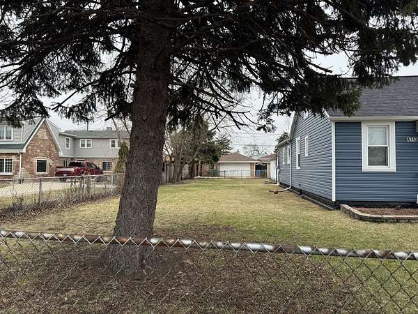 0.09 Acres of Residential Land for Sale in Chicago, Illinois