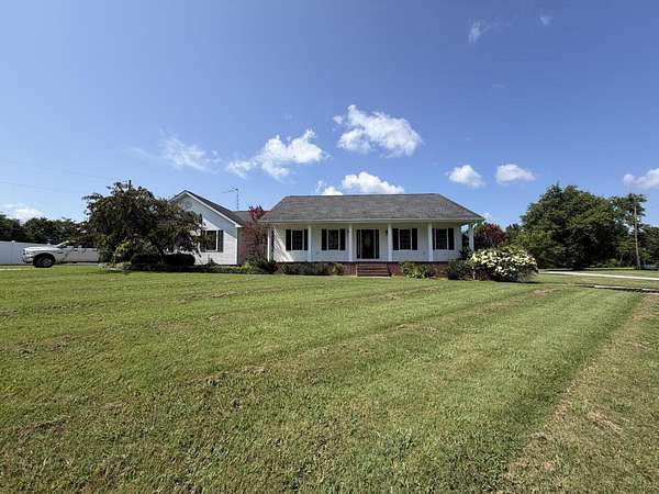 5 Acres of Land with Home for Sale in Princeton, Kentucky
