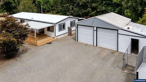 2.66 Acres of Land with Home for Sale in Sweet Home, Oregon