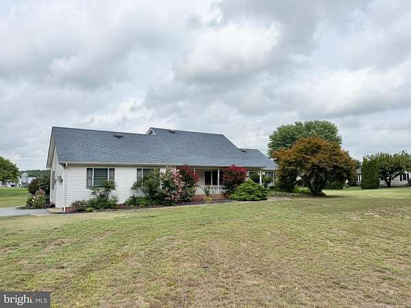 32 Acres of Agricultural Land with Home for Sale in Pittsville, Maryland