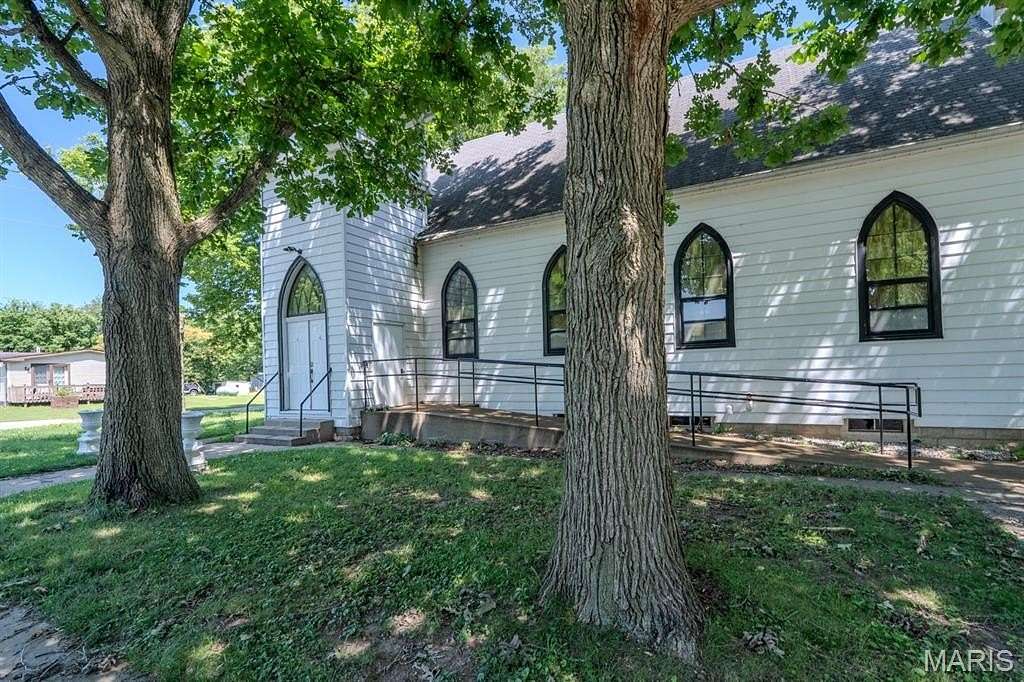 0.34 Acres of Residential Land for Sale in Pocahontas, Illinois