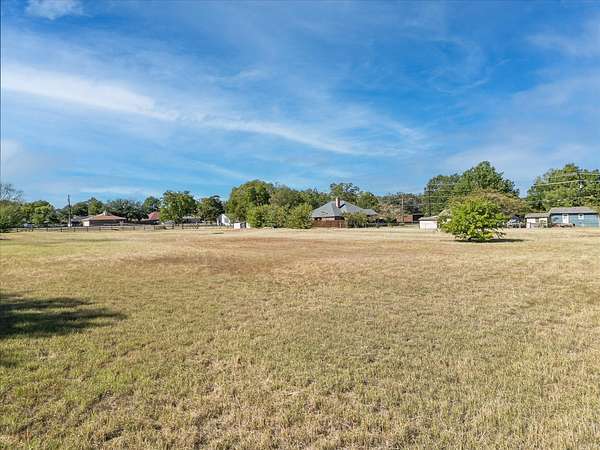 2.6 Acres of Residential Land for Sale in Denton, Texas