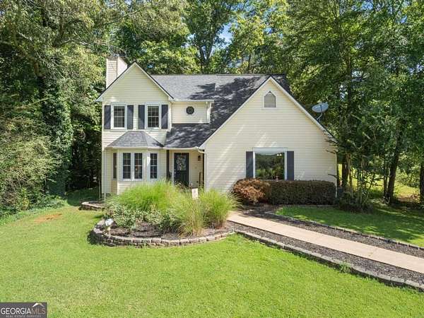 2.88 Acres of Land with Home for Sale in Dawsonville, Georgia