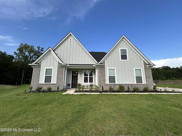 4 Acres of Land with Home for Sale in Byhalia, Mississippi