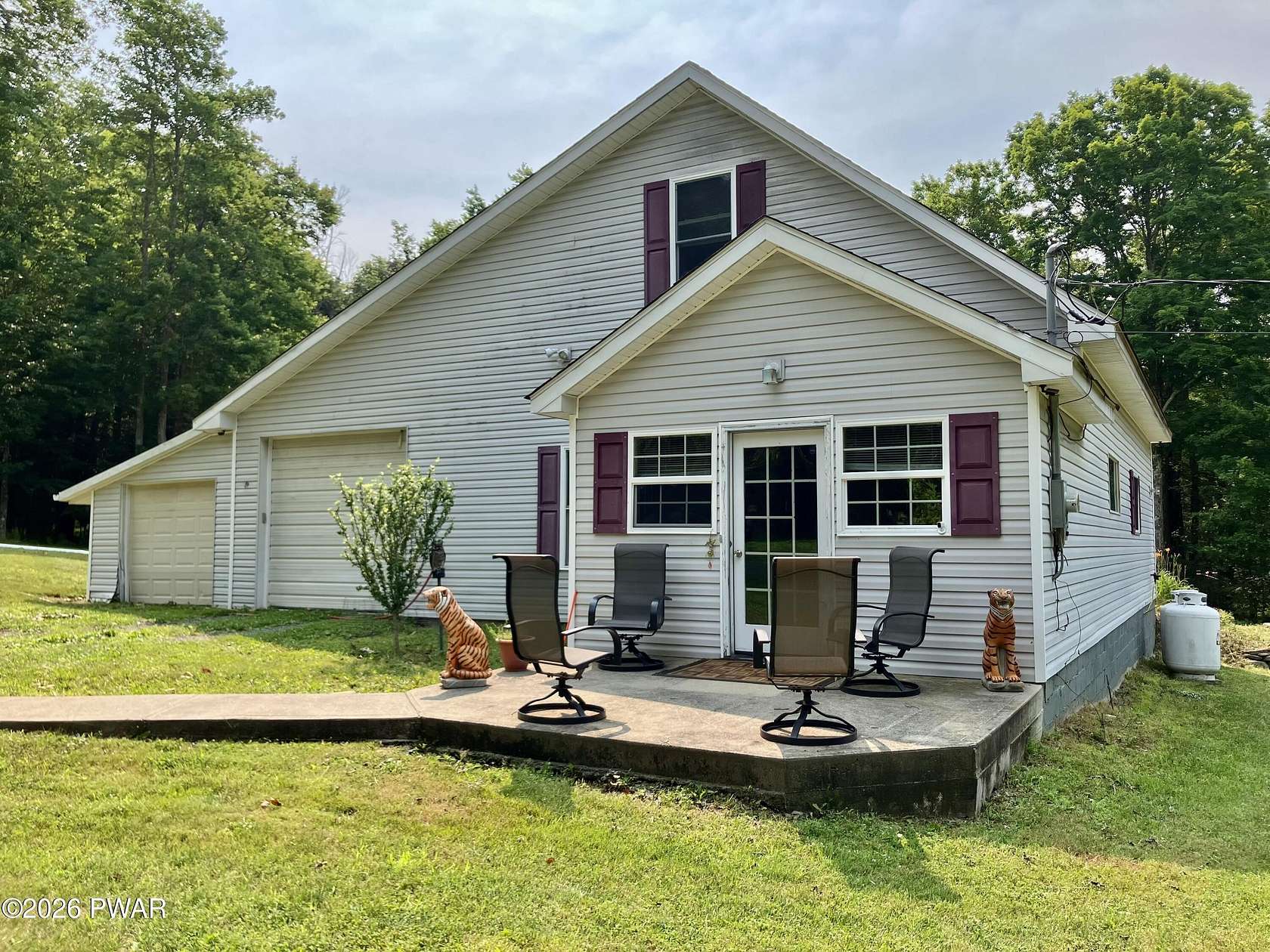 4 Acres of Land with Home for Sale in Gouldsboro, Pennsylvania