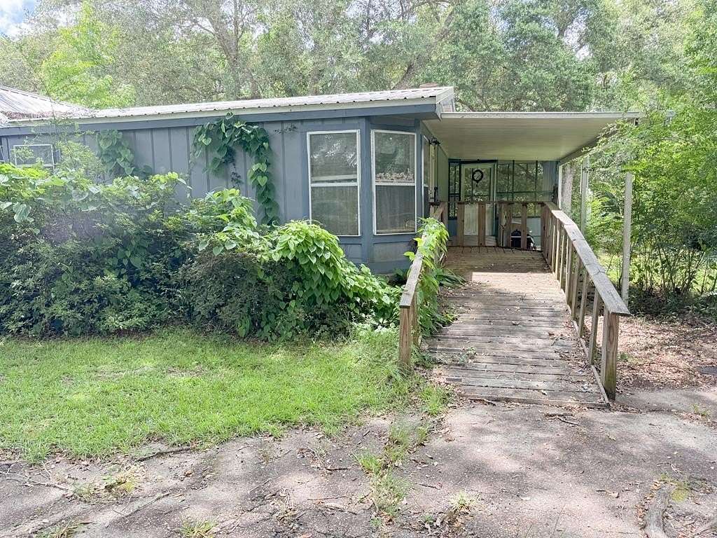 3.5 Acres of Land with Home for Sale in Slocomb, Alabama