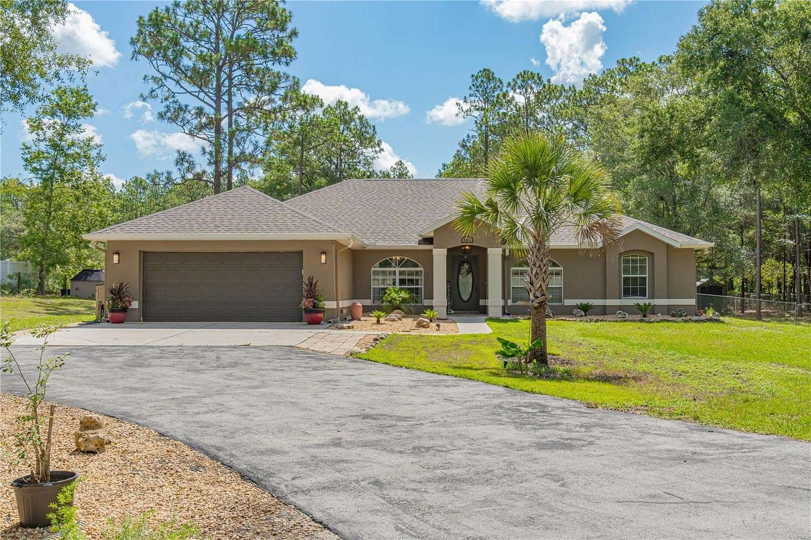 2.38 Acres of Land with Home for Sale in Dunnellon, Florida