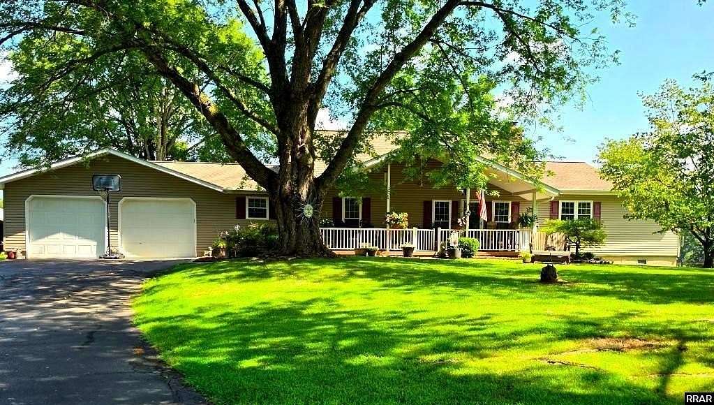 10.1 Acres of Land with Home for Sale in Dresden, Tennessee