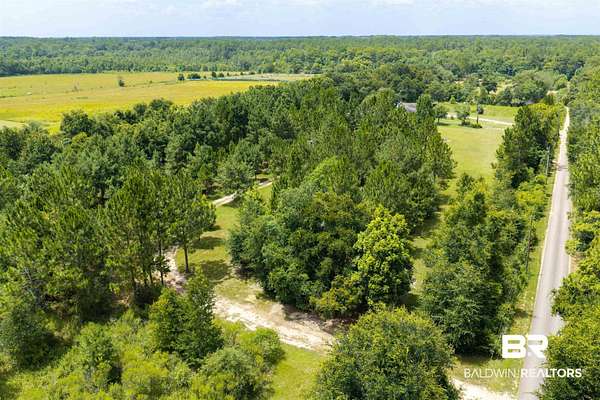 4 Acres of Residential Land for Sale in Lillian, Alabama