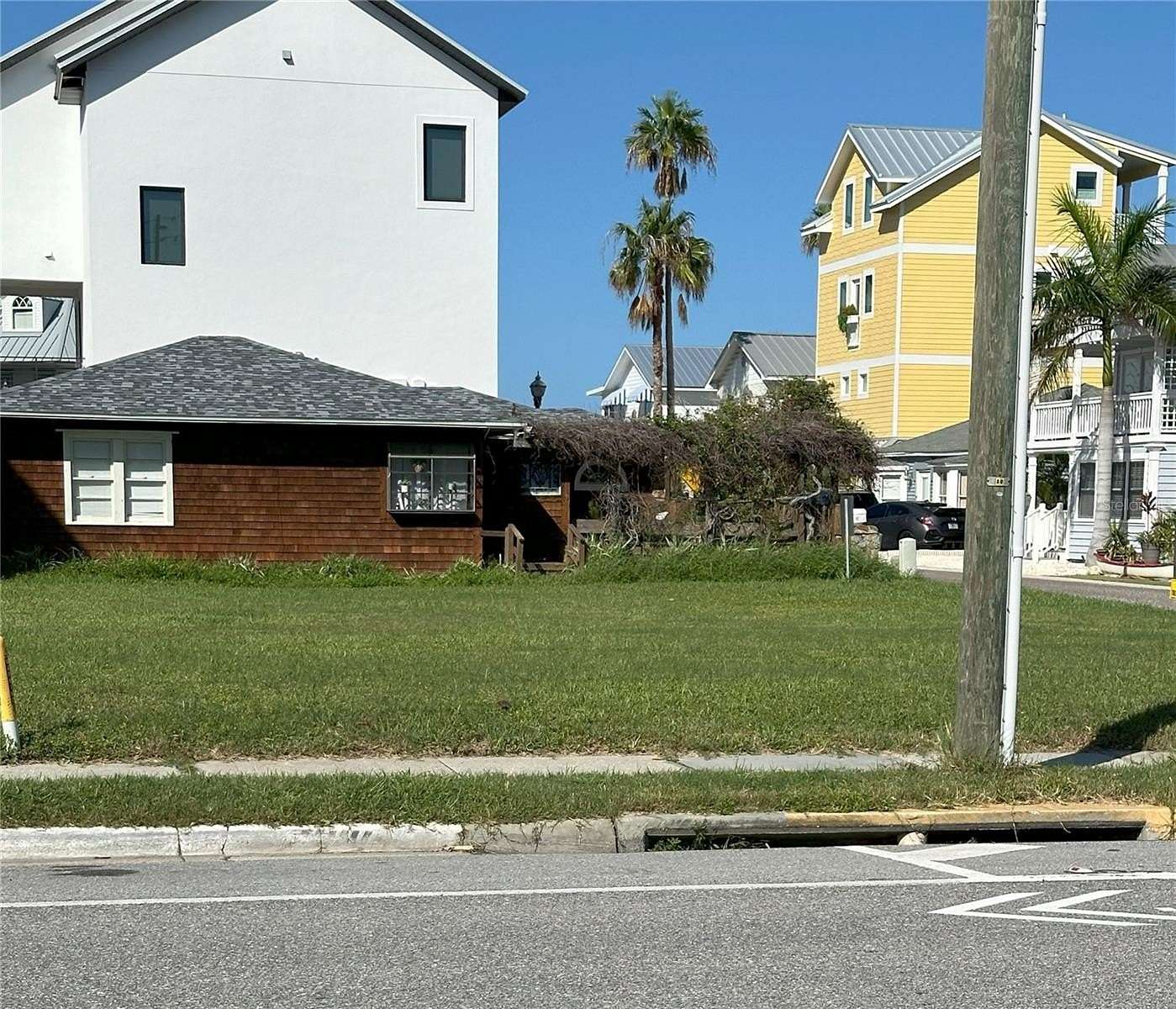 0.04 Acres of Residential Land for Sale in Redington Shores, Florida