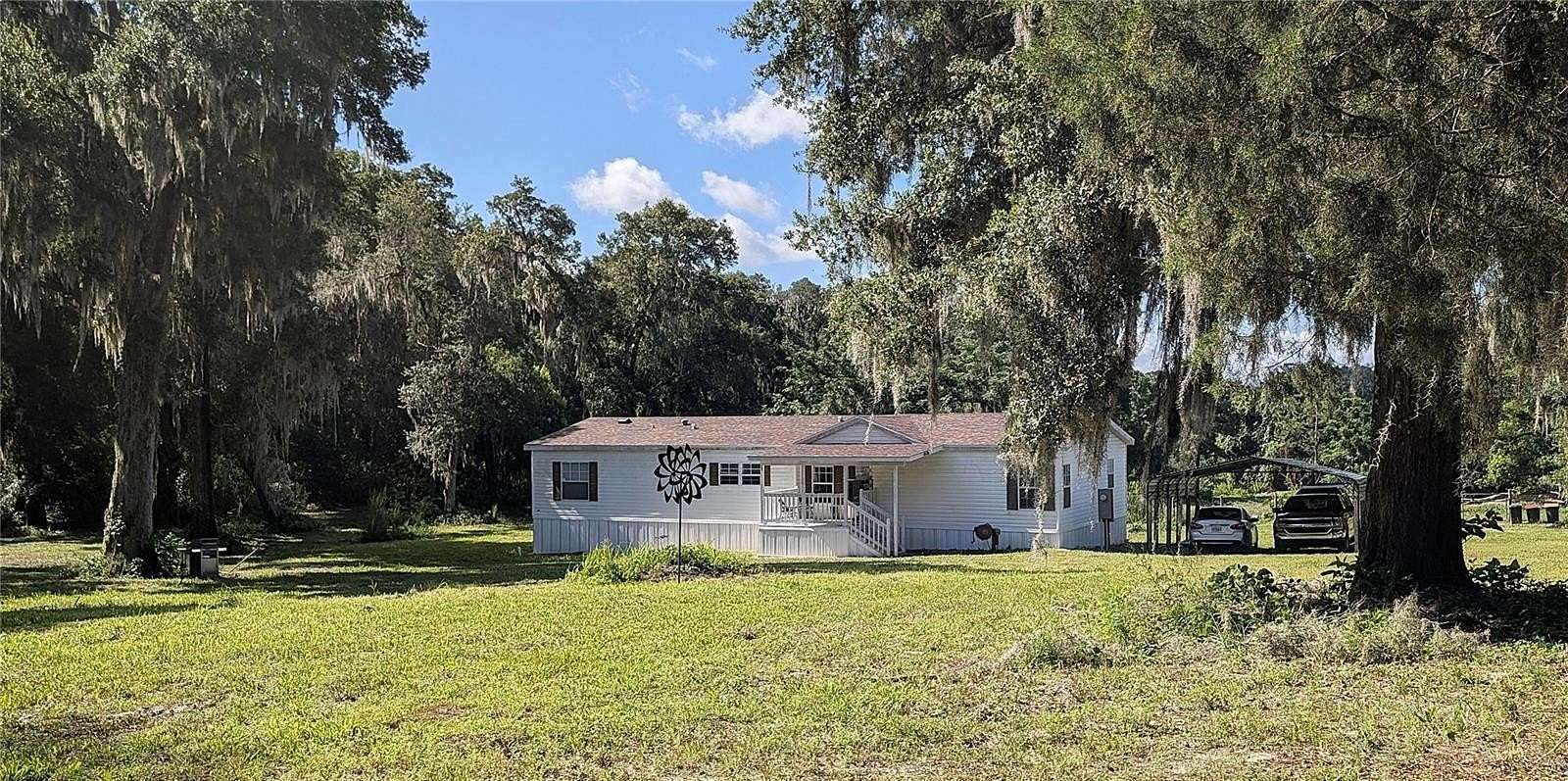 5.17 Acres of Land with Home for Sale in Crescent City, Florida