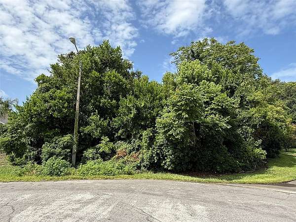 0.61 Acres of Residential Land for Sale in Spring Hill, Florida