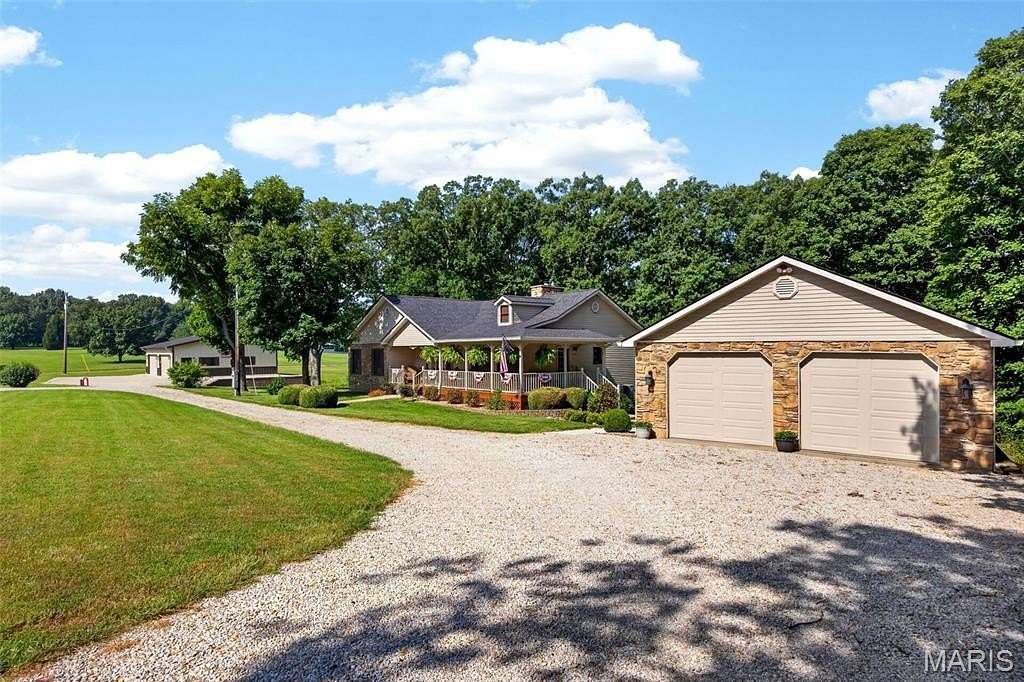 9 Acres of Land with Home for Sale in Montgomery City, Missouri