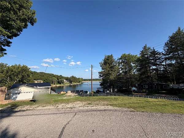 1 Acre of Residential Land for Sale in Hillsboro, Missouri