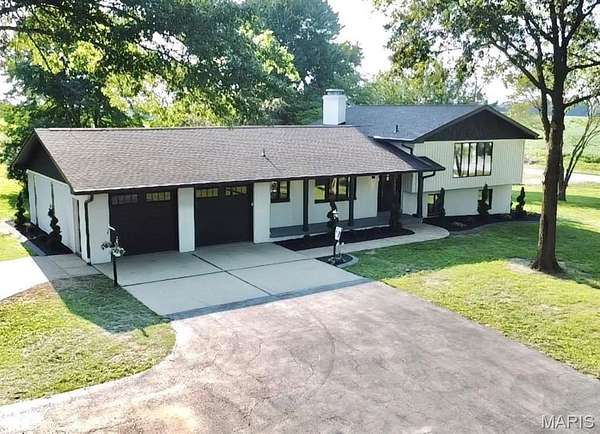 2 Acres of Land with Home for Sale in Highland, Illinois