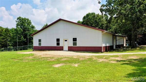 6.37 Acres of Improved Mixed-Use Land for Sale in Salem, Missouri